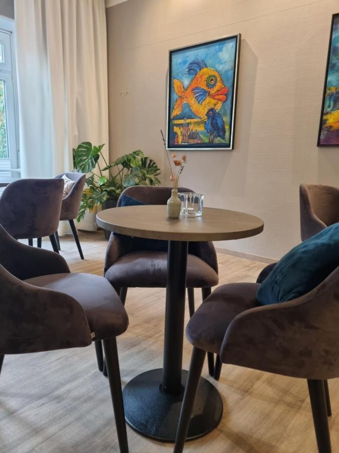 Hotel Diamant Wedel Extérieur photo