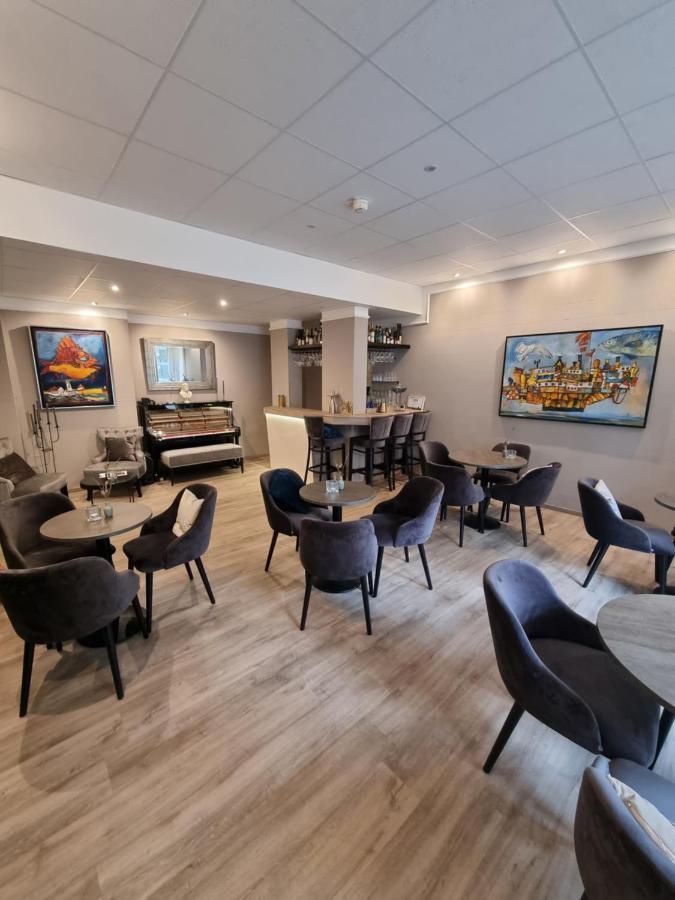 Hotel Diamant Wedel Extérieur photo